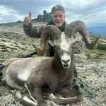 У Якутії біля океану. Сергій Ястржембський та його нові трофеї (OVIS)