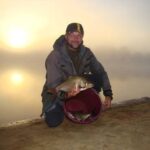 А риба продовжує клювати