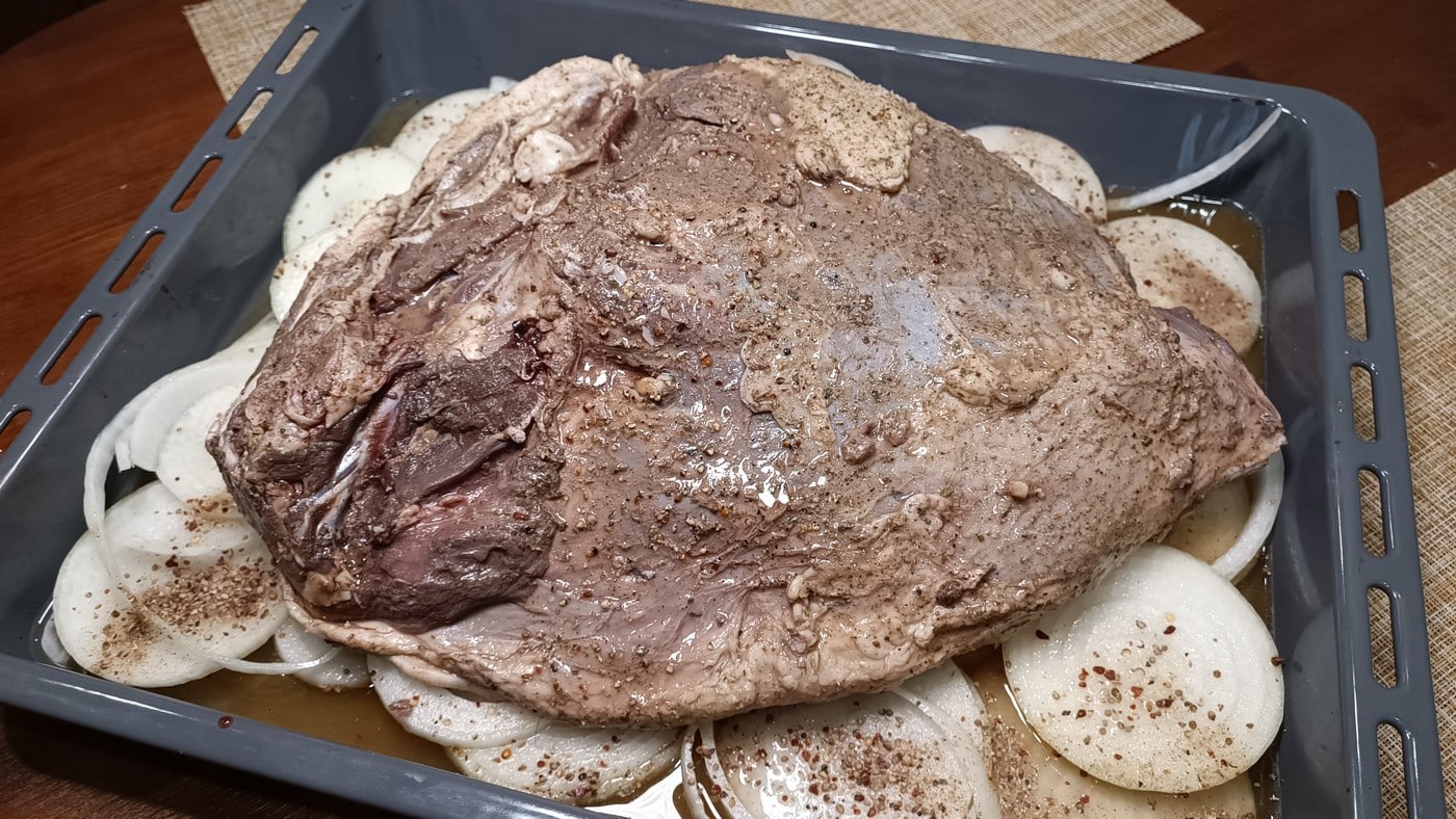 Окіст кабана в духовці