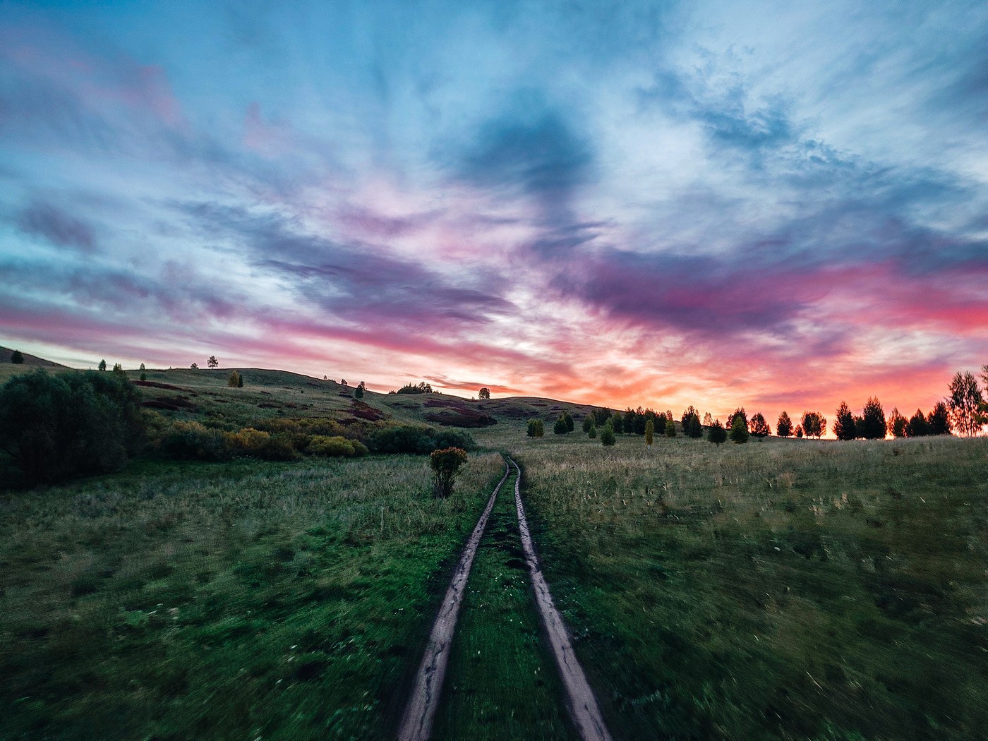 На реву і на стогін
