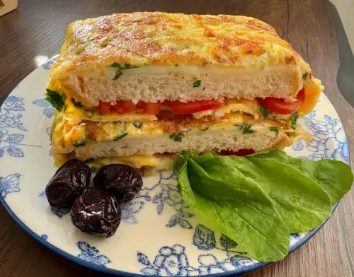 Поживний ранковий перекус за 5 хвилин: смачніше, ніж типовий сендвіч.