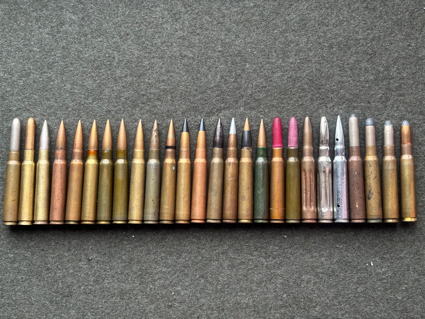 Осінь патріарха. Патрон 7,9 х57