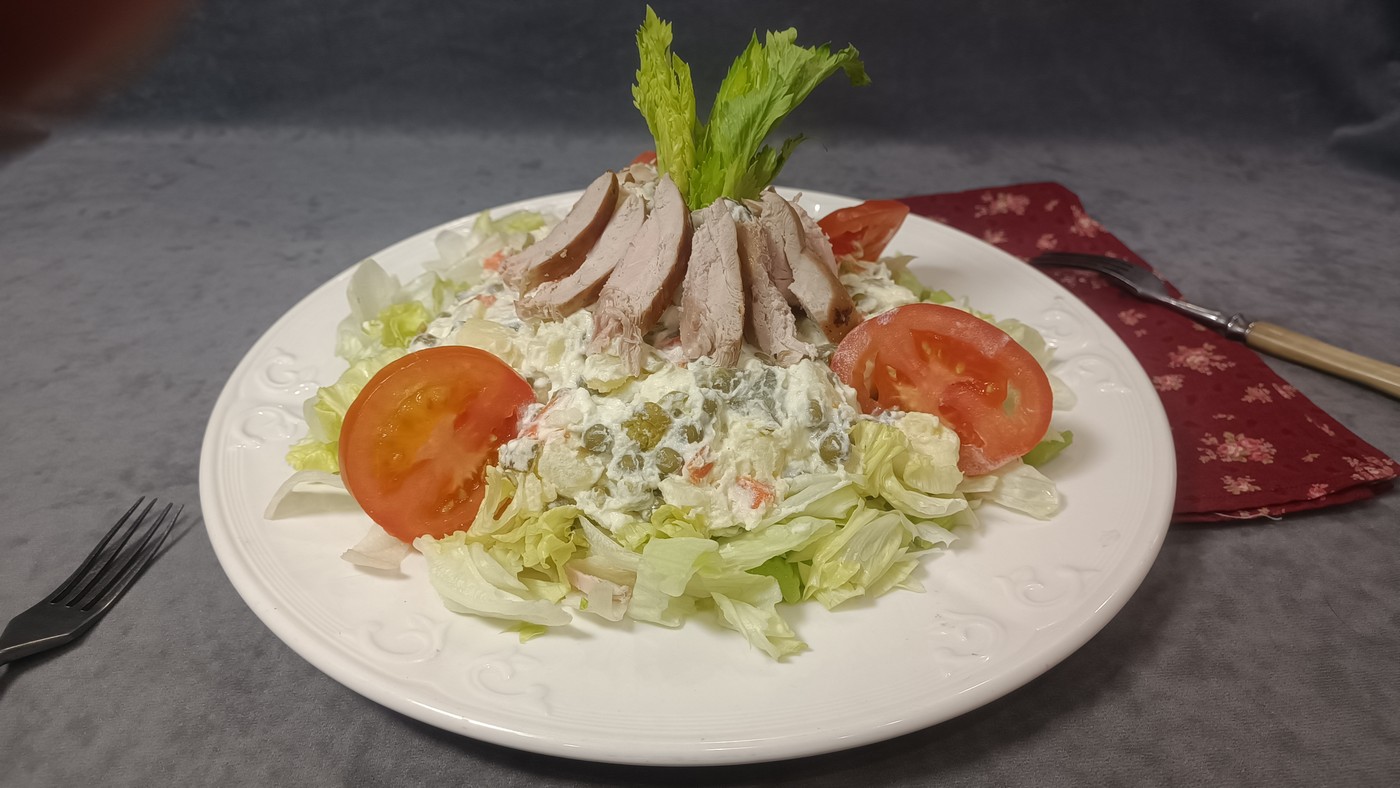 Два салати з борової дичини