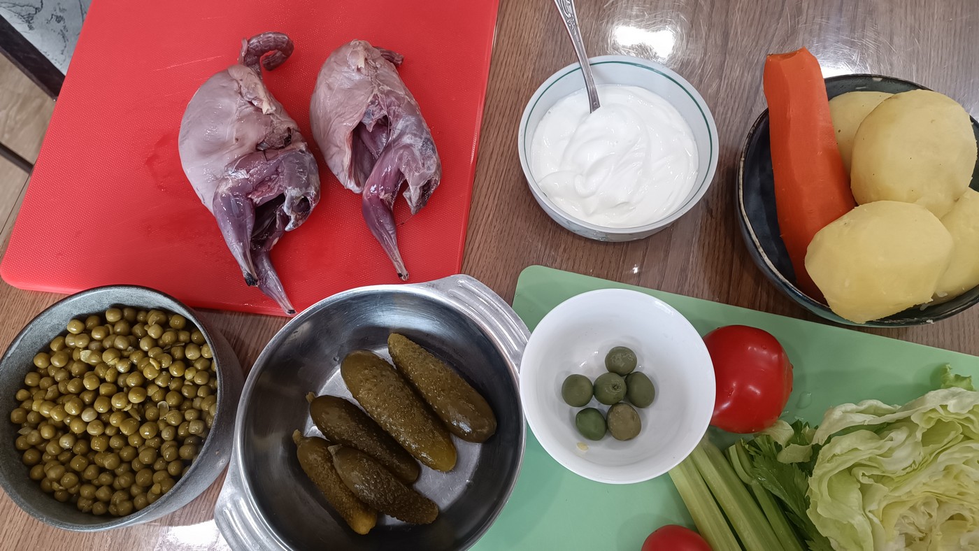 Два салати з борової дичини