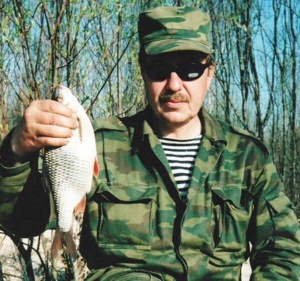 Лов крупної плотви у весняний хід донкою-вудкою