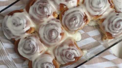 Ледача випічка: скорі булочки з корицею без вимішування