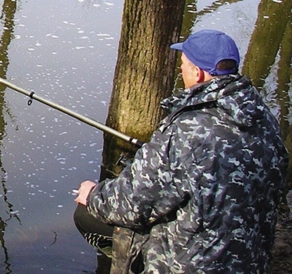 Квітнева плотва