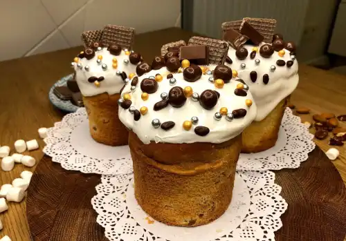 Причини прилипання глазурі на пасках та рішення: поради для чудового покриття