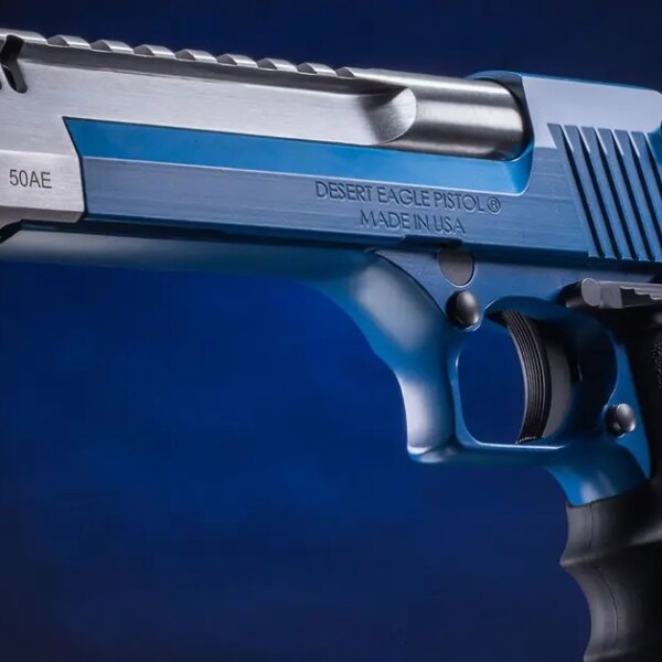 Desert Eagle в кольорі NRA Blue: нова модель від Magnum Research